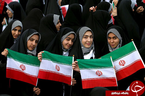 از آتش زدن پرچم آمریکا در مانیل تا عکاسی عروسی در ژاپن/////////////////////////