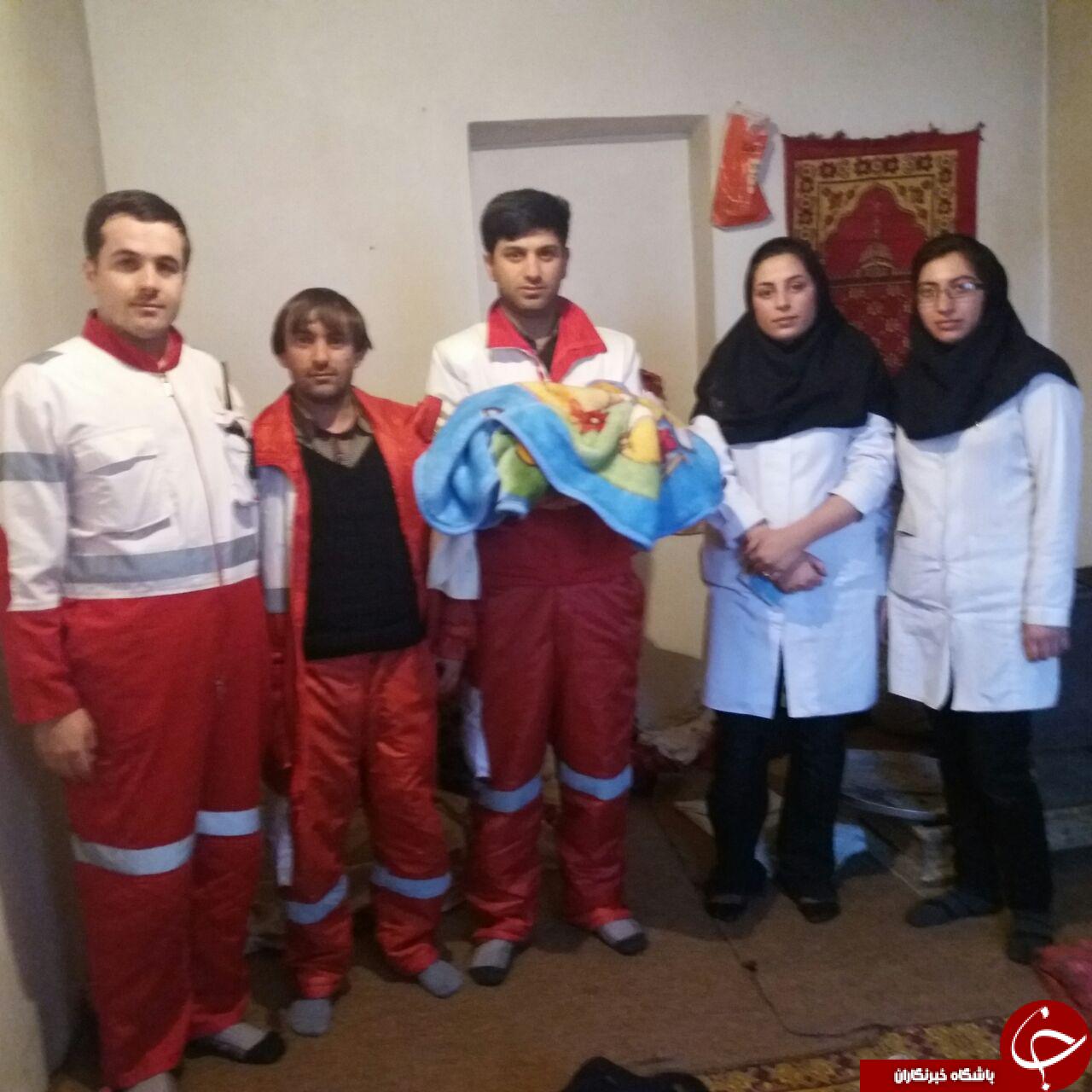 عملیات امدادرسانی به مادر باردار گرفتار در برف + فیلم وتصاویر