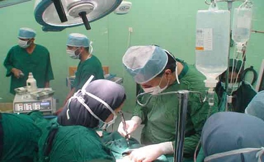انجام اولین جراحی ضایعه نخاع در قزوین