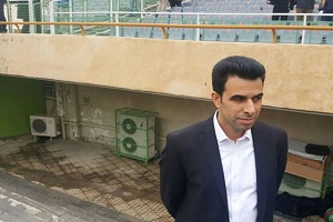 حضور ترکی با تیم داوری دربی 84 در ورزشگاه آزادی