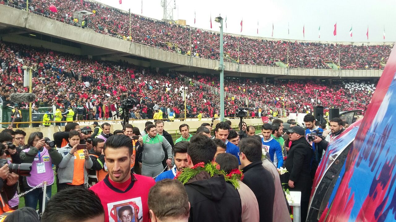 استقلال 3 - 2 پرسپولیس/بازگشت آبی پوشان به لیگ با برد دربی