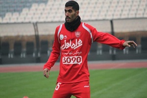 مدافع پرسپولیس بیهوش شد