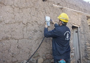 تمام روستاهای بالای 10 خانوار استان اردبیل دارای برق هستند