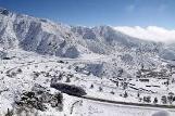 برف و کولاک راه 17 روستای استان زنجان را مسدود کرد