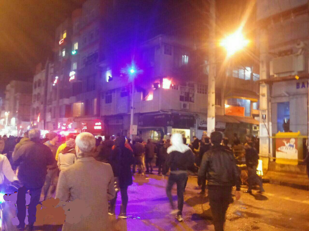 سه مصدوم در آتش سوزی دفتر اسناد رسمی بهشهر