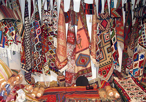 نمایشگاه صنایع دستی و فرهنگی در شهرکرد برپا می‌شود