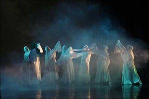 اجرای نمایش "خروش قافله خورشید" در آستانه اشرفیه