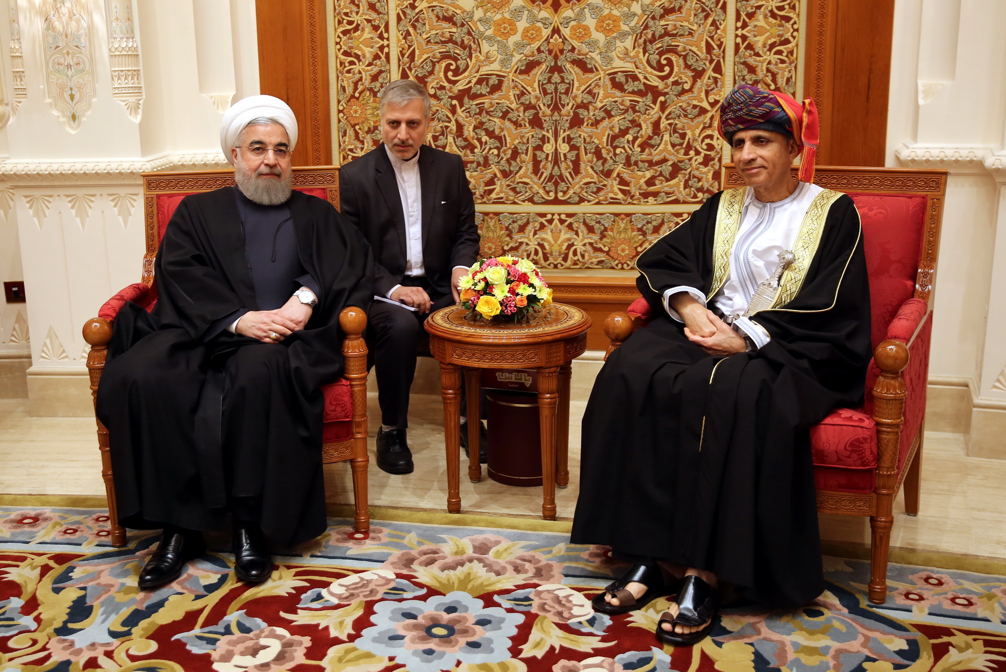 استقبال رسمی سلطان قابوس پادشاه عمان از روحانی