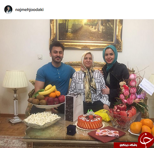 نجمه جودکی با همسرش در جشن تولد مادرش +عکس
