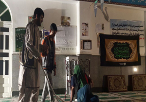 نمایش میدانی نافرجام در بندر عباس