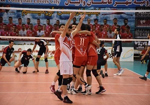 تیم والیبال شهرداری جوان ارومیه یک گام تا فینال لیگ دسته یک+تصاویر