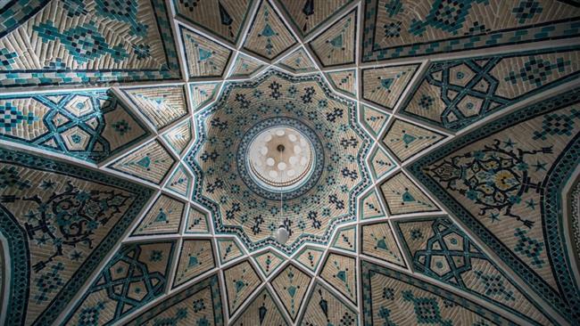 عکاس ایتالیایی آلبوم &laquo;هندسی&zwnj;&lrm;های مقدس&raquo; ایران را منتشر کرد+ تصاویر