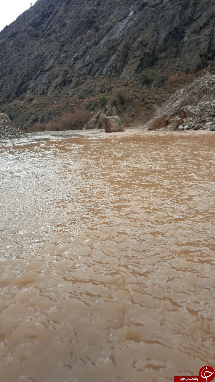 جاری شدن رودخانه در چترود + تصاویر
