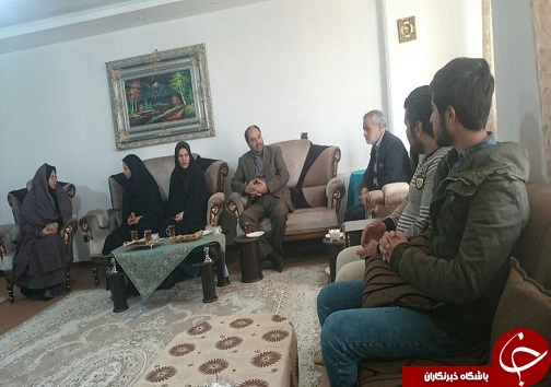 دیدار با خانواده شهید قهرمان عظیم زاده