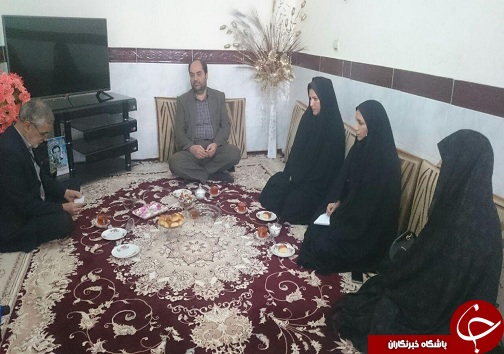 دیدار با خانواده شهید قهرمان عظیم زاده