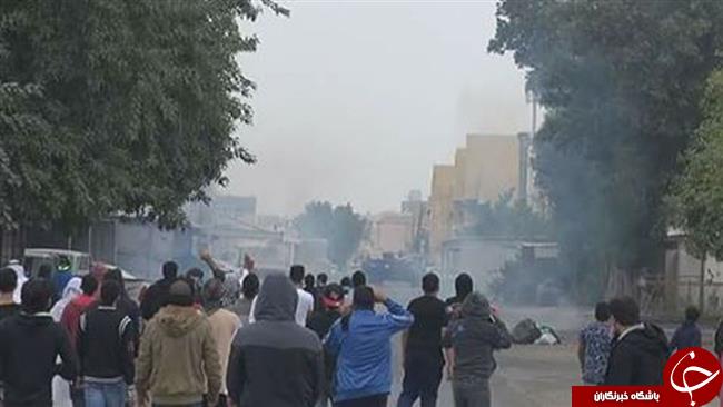 ادامه تظاهرات بحرینی&zwnj;ها علیه رژیم آل خلیفه/ استفاده پلیس از گاز اشک&zwnj;آور برای سرکوب معترضان