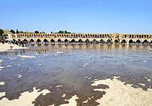 دریچه های سد زاینده رود باز شد