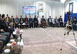 نخبگان و پژوهشگران سرمایه واقعی کشور هستند
