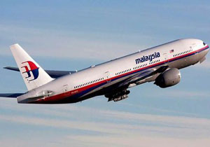 خانواده قربانیان پرواز MH370 مالزی خواستار ادامه عملیات جستجو هستند