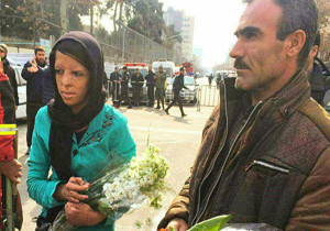 برخورد هولناک تریلی با خودروی امداد آتش&zwnj;نشانی/حضور دانش آموزان شین آباد در محل حادثه پلاسکو/تندر 90 در آتش جزغاله شد + فیلم و  تصاویر