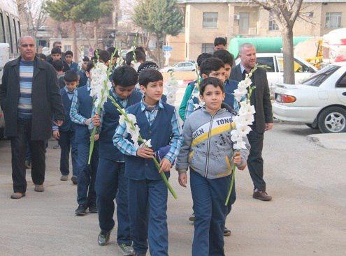 همدردی دانش آموزان نهاوندی با آتش نشانان حادثه پلاسکو +تصاویر