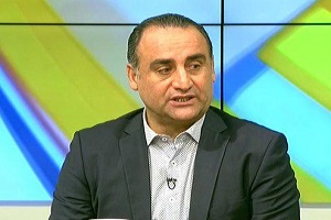عبدی:برانکو و طاهری از نقد منصفانه نهراسند