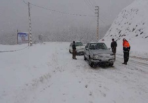 برف و کولاک در محورهای مواصلاتی استان سمنان