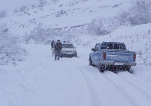 برف محور اندیکا ـ کوهرنگ مسدود کرد