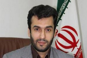 پیاده راه فرهنگی رشت با آثار برفی هنرمندان دیدنی می شود