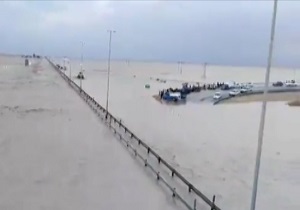 بزرگراه بوشهر _ برازجان زیر آب رفت + فیلم