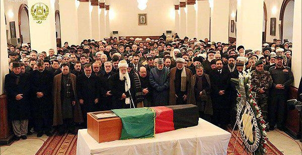 سیاستمداران افغانستان بر پیکر &laquo;سیداحمد گیلانی&raquo; نماز خواندند