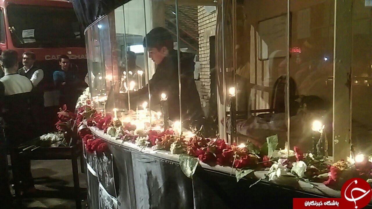 ادای احترام مردم  کرمان به شهدای آتش نشان + تصاویر