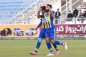 اتفاق عجیب در بازی پرسپولیس و گسترش فولاد + فیلم