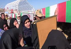 استقبال گرم مریوانی&zwnj;ها از پیکر شهدای گمنام + فیلم