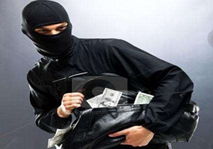 سارقان مسلح طلا فروشی ها در دام پلیس
