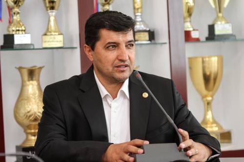 از فرناندز به فیفا شکایت می کنیم/ شک نکنید در لیگ برتر می مانیم