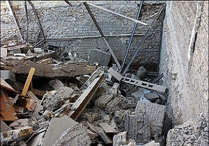جزییات انفجار ساختمان دو طبقه در قم/ریزش ساختمان با 5 کشته و مصدوم