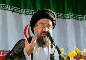 علما و روحانیان از پیشگامان نهضت اسلامی ایران