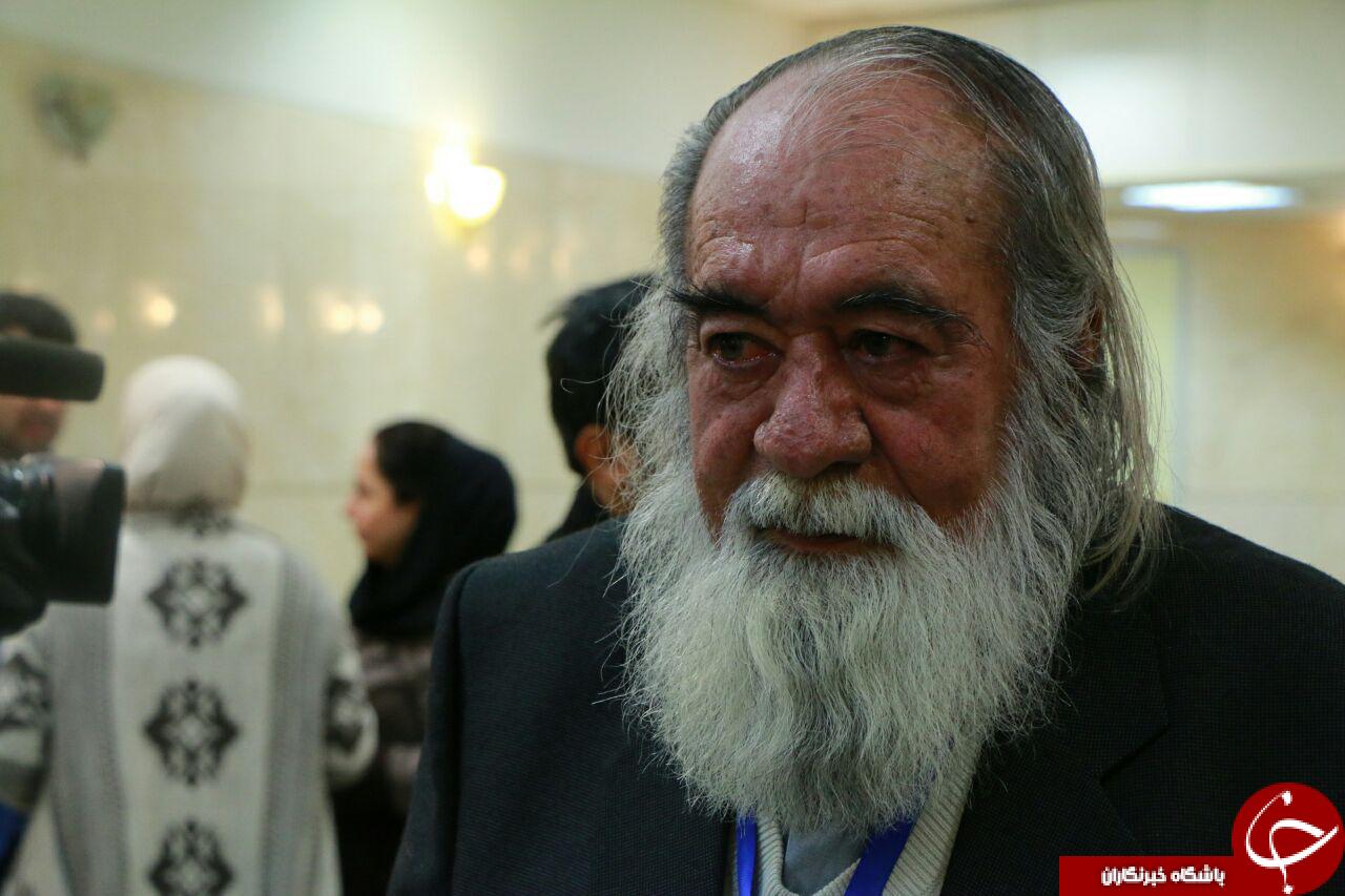 شاعران افغانستان آثارشان را با خلق معانی نوین ماندگار کنند