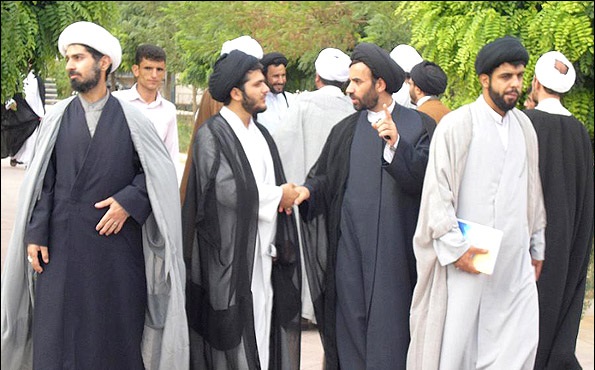 ۵۰ مبلغ به شهرستان دشتی در ایام دهه فجر اعزام می شوند