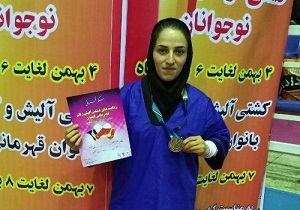 بانوی کشتی گیر اردبیلی مقام سوم را کسب کرد
