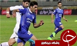 مومنی: نیمه دوم نفت حرفی برای گفتن نداشت