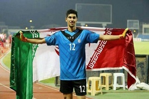 دروازه بان 18 ساله مقابل ستارگان پرسپولیس قرار می گیرد