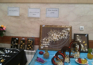 نمایشگاه آثار هنری دانشجویان در دانشگاه شهرکرد