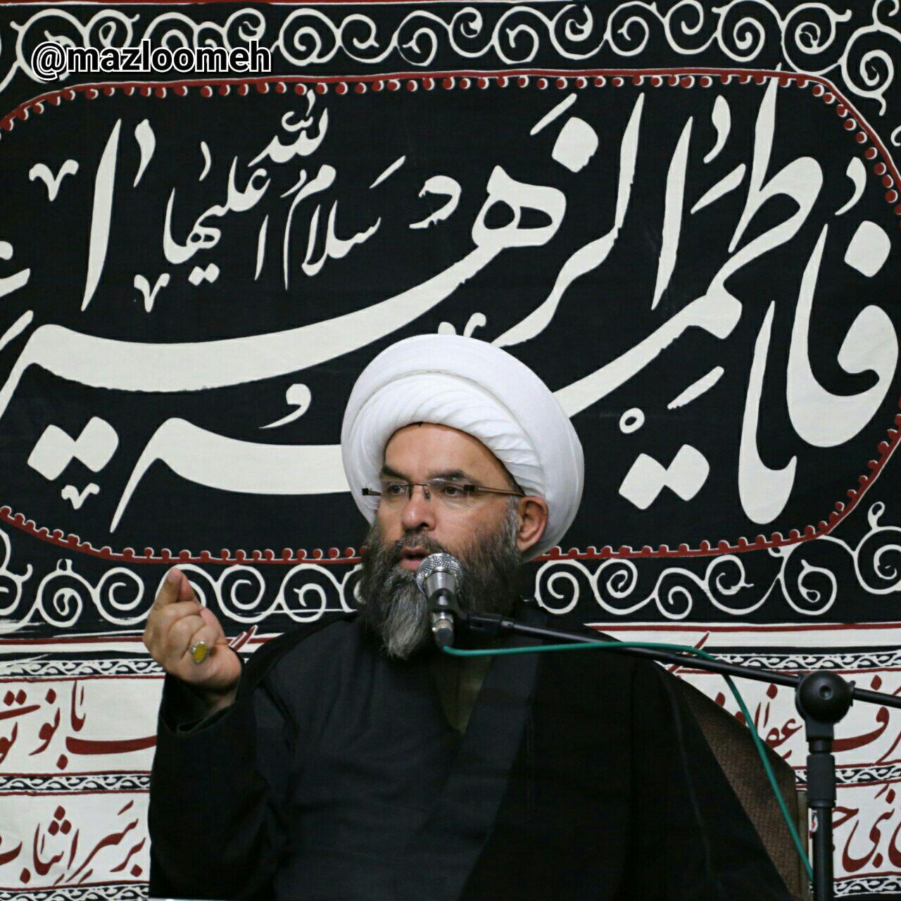از زندگی در محضر پدر و مادر تا دفاع از حریم ولایت