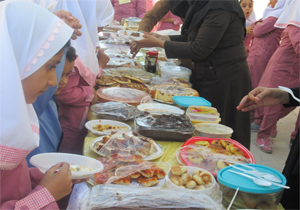 عیدانه دانش آموزان آملی به نیازمندان