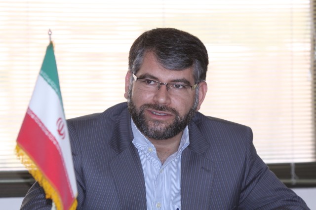 وزیر تعاون به وضعیت کارگران کارخانه‌های ریسندگی رسیدگی کند