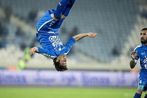 تذکر AFC به بازیکن استقلال