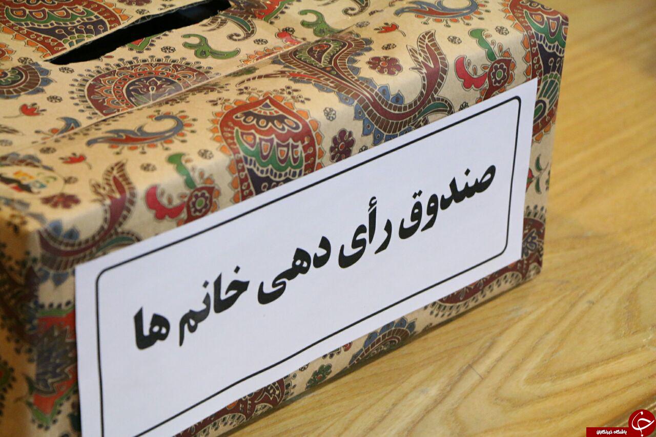 گزارش تصویری از همه&zwnj;پرسی تغییر اساسنامه مجمع دانشجویان استان قم