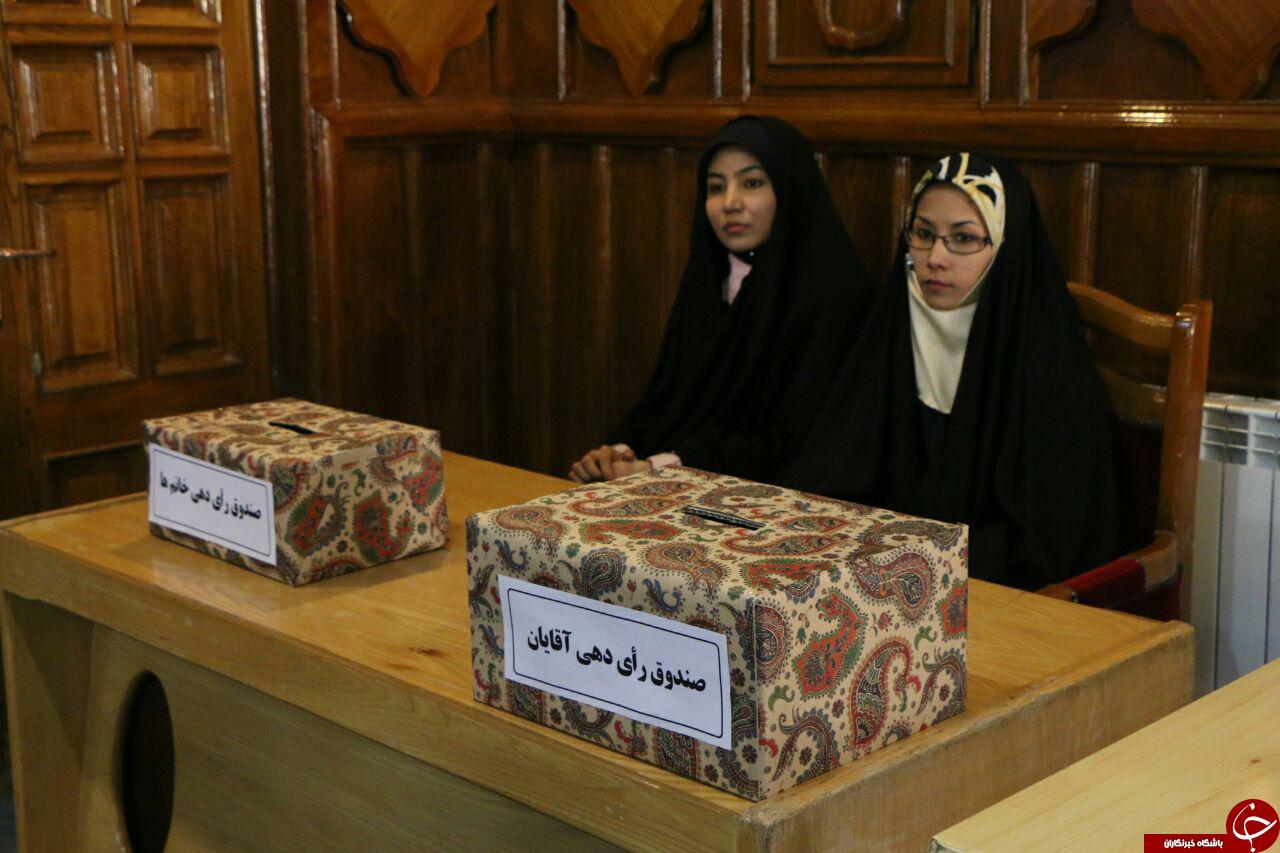 گزارش تصویری از همه&zwnj;پرسی تغییر اساسنامه مجمع دانشجویان استان قم